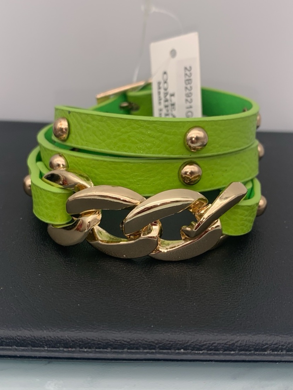 NWT Gold Chain Accent Lime Green Wrap Bracelet